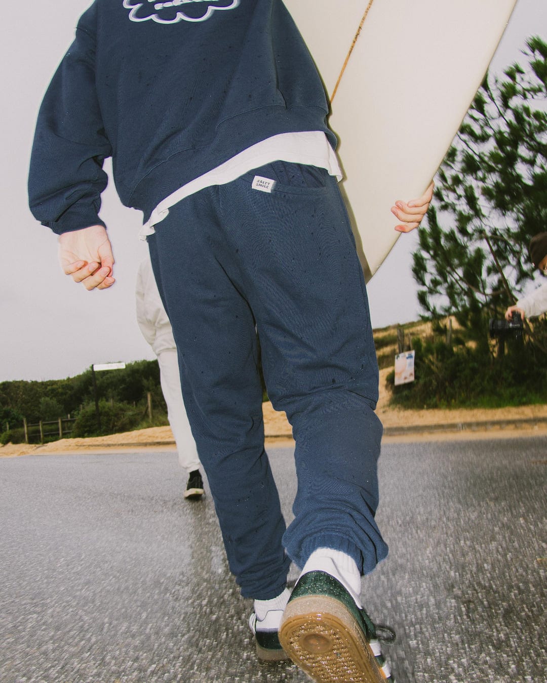 vetements surf salty smile Jogging Fun Club Navy marque eco responsable coton bio