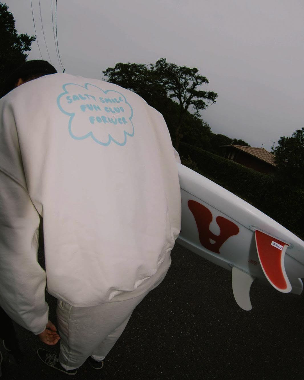 vetements surf salty smile Sweat Fun Club Crème marque eco responsable coton bio