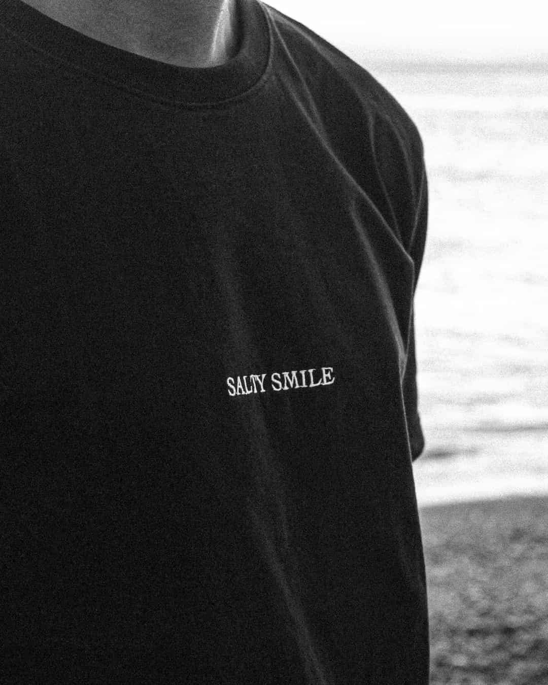 vetements surf salty smile Classic Tee Brodé marque eco responsable coton bio