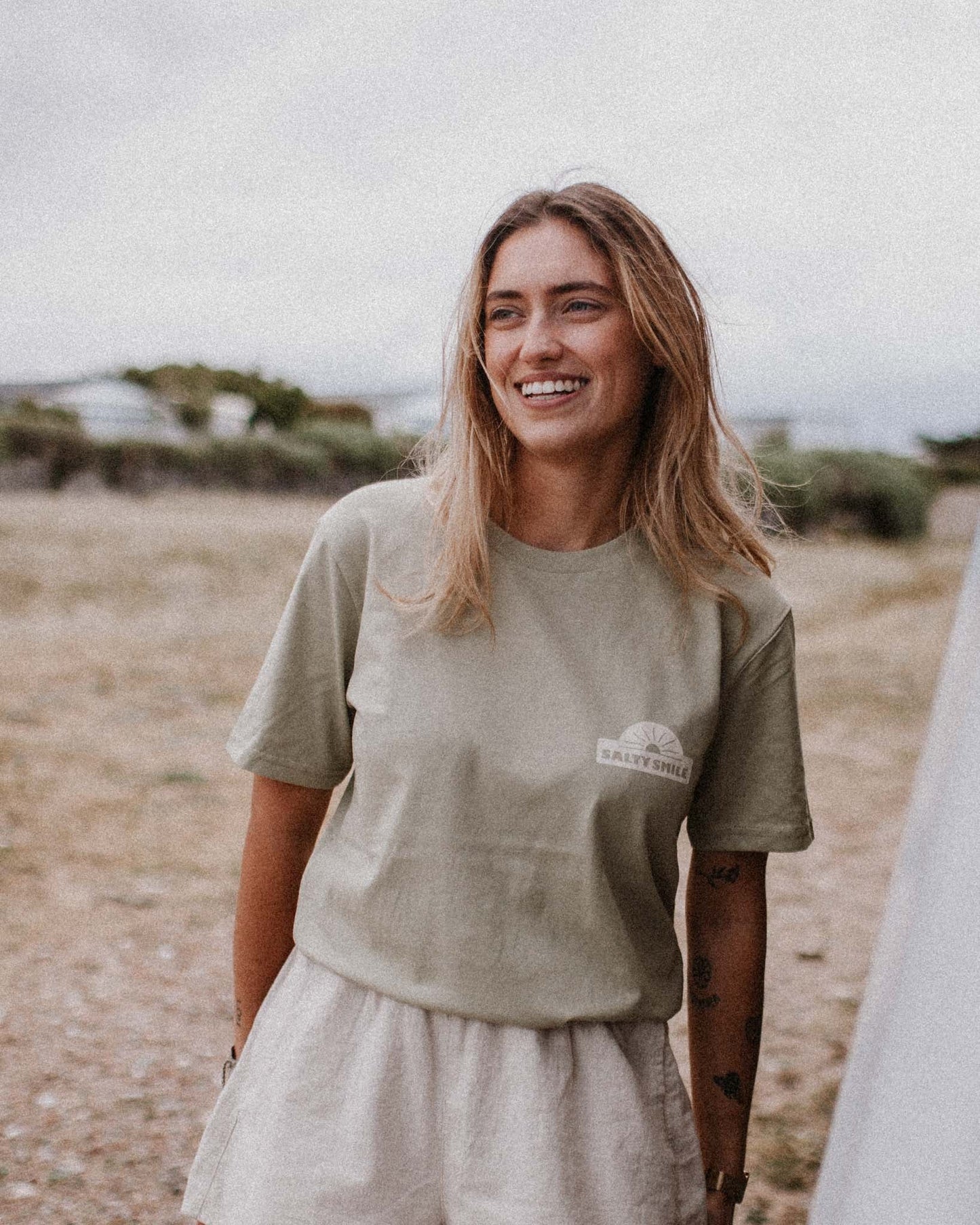 vetements surf salty smile SURFCLUB T SHIRT marque eco responsable