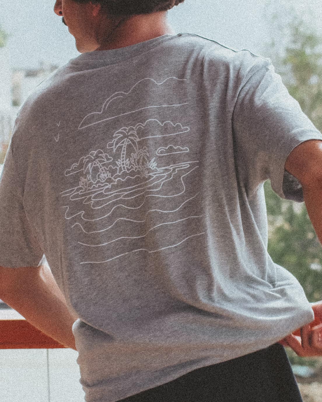 vetements surf salty smile VACATION GREY T SHIRT marque eco responsable coton bio