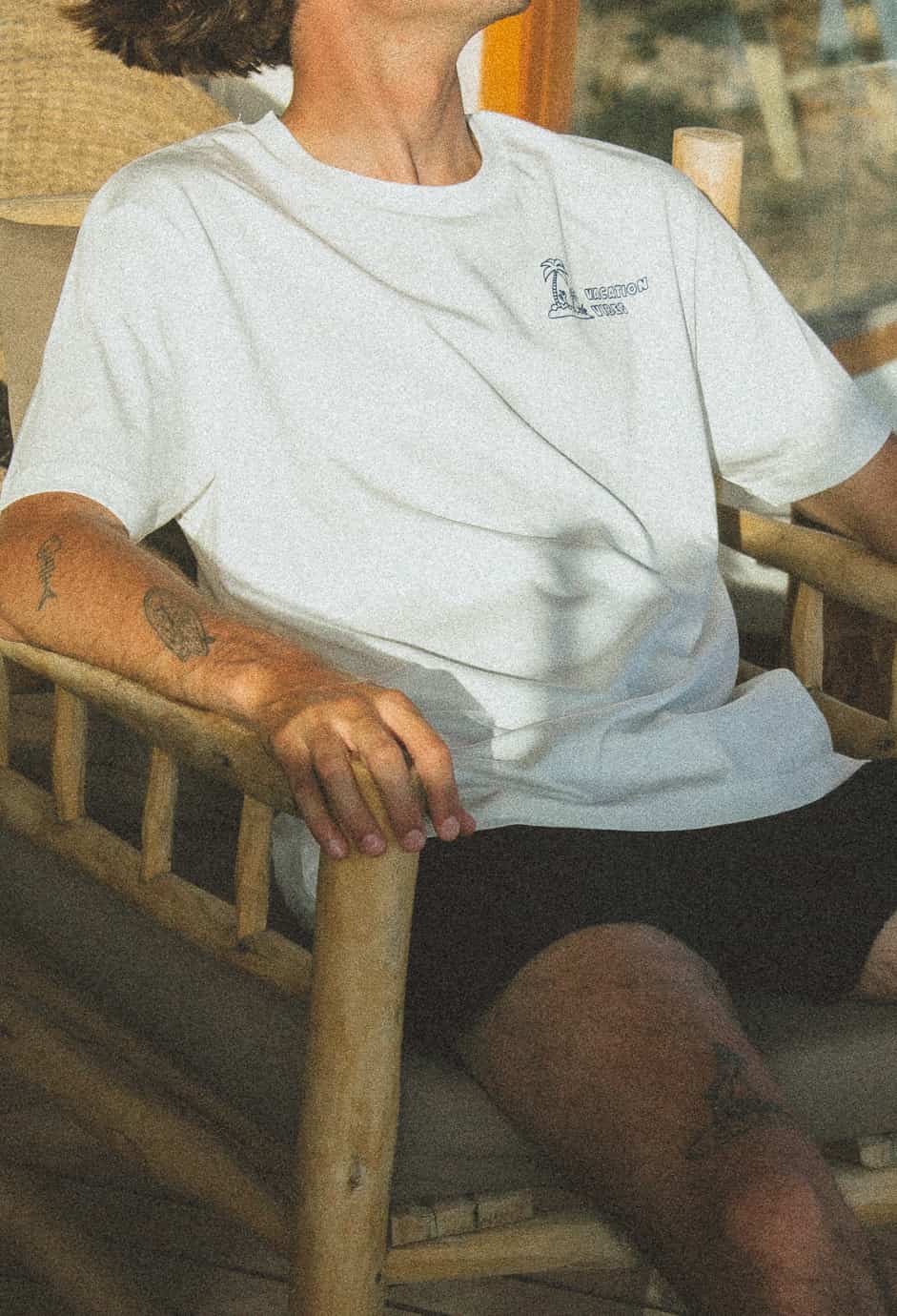 vetements surf salty smile VACATION OFF WHITE T SHIRT marque eco responsable coton bio