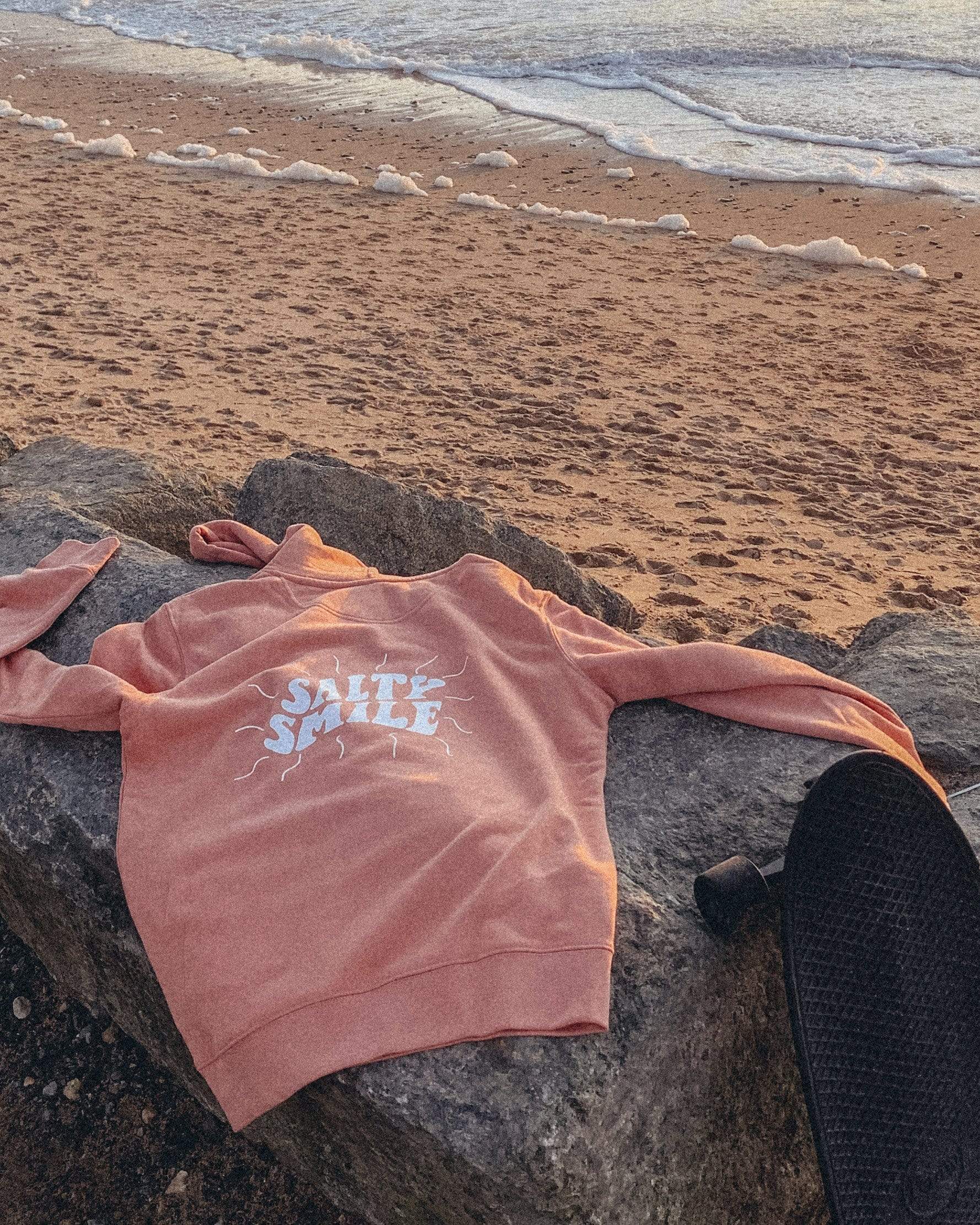 vetements surf salty smile Summer Hoodie