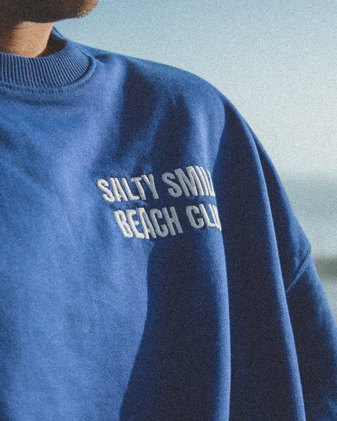 vetements surf salty smile BEACH CLUB BLEU SWEATSHIRT marque eco responsable coton bio